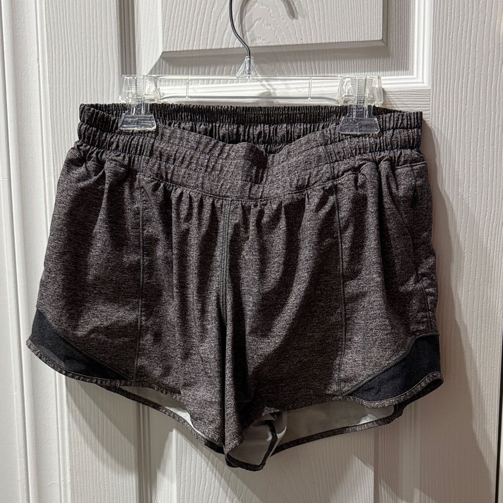 lululemon athletica Women’s Hotty hot low rise shorts- 2.5 inseam Charcoal